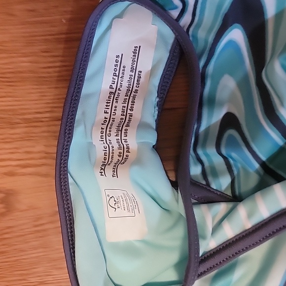 Girls Swimsuit - Picture 4 of 4